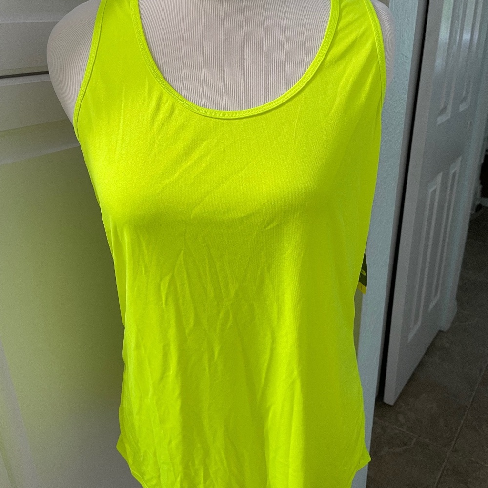 NWT - Danskin Performance NOW Tank Exercise Top